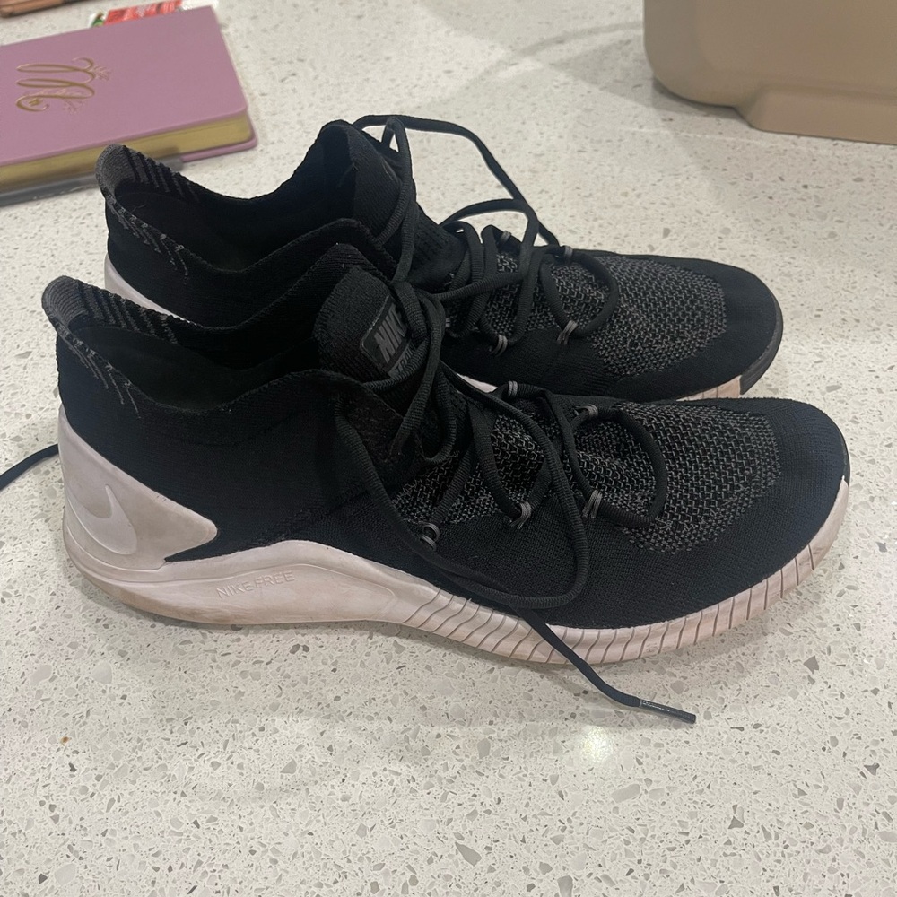 Nikes - Picture 1 of 4